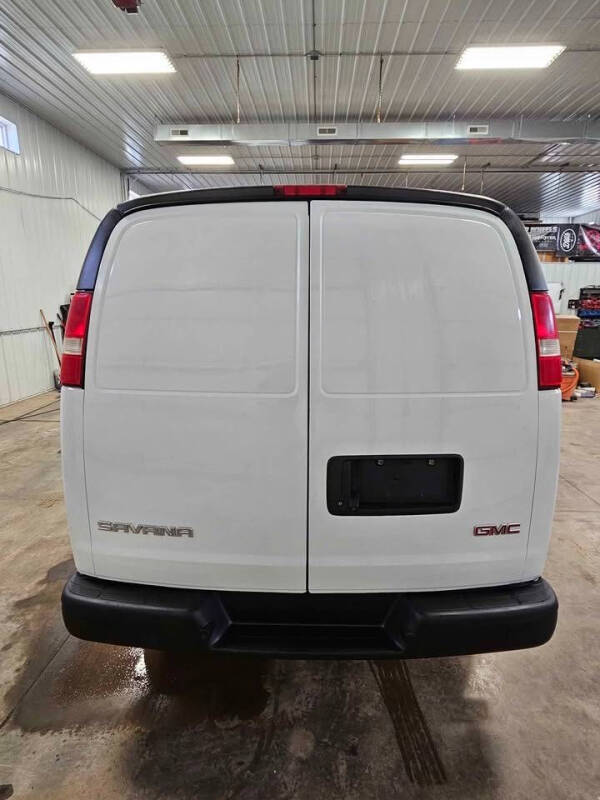 2018 GMC Savana 2500