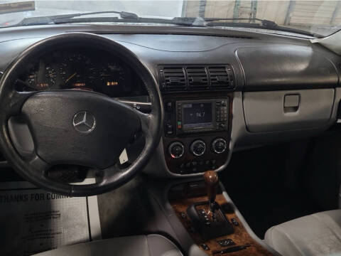 2005 Mercedes-Benz M-Class ML 500