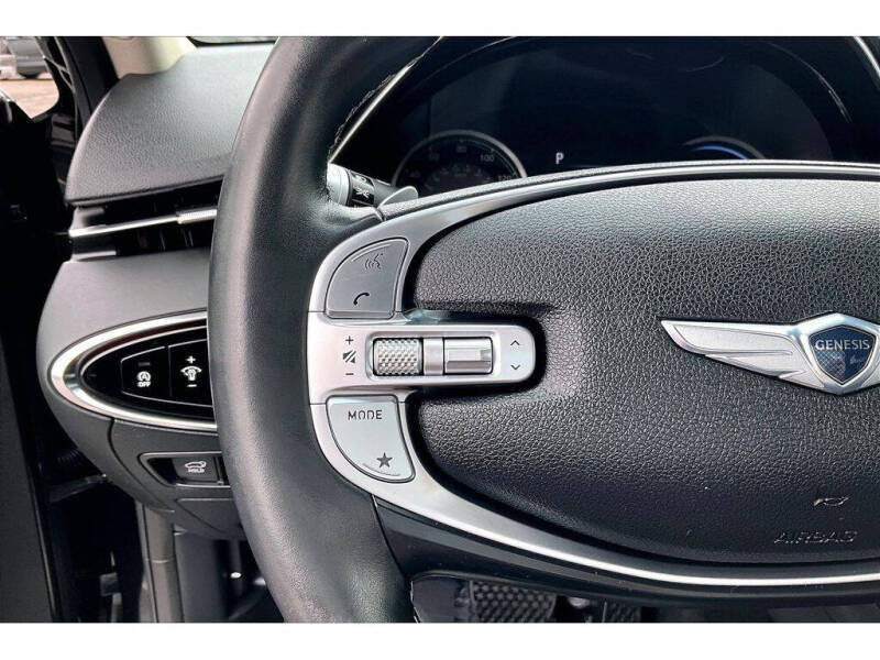 2023 Genesis GV70 2.5T Standard