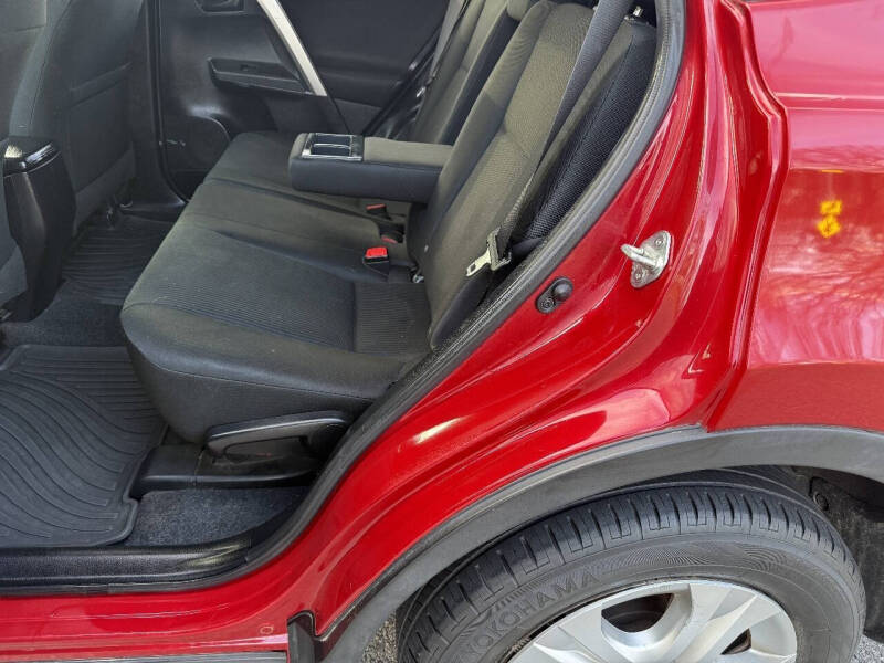 2014 Toyota RAV4 LE