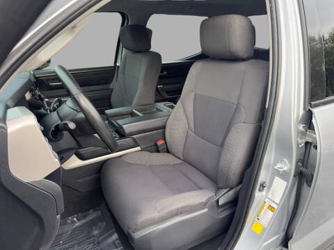 2022 Toyota Tundra SR5