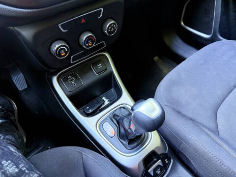 2017 Jeep Compass Sport