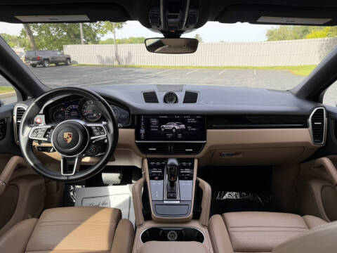 2020 Porsche Cayenne Coupe