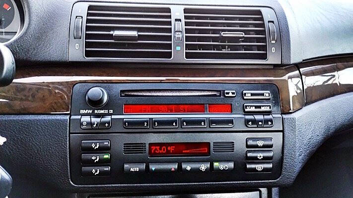 2002 BMW 3 Series 325i