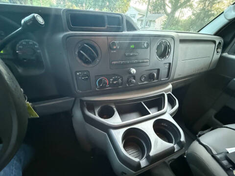 2012 Ford E-Series E-250