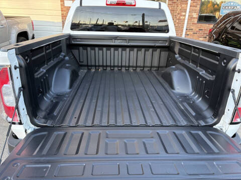 2021 GMC Canyon Elevation Standard