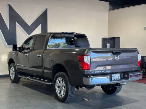 2016 Nissan Titan XD