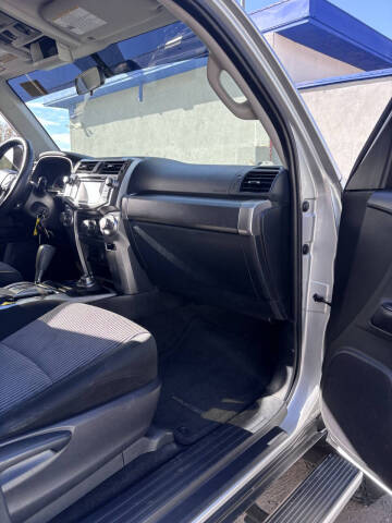 2017 Toyota 4Runner SR5 Premium