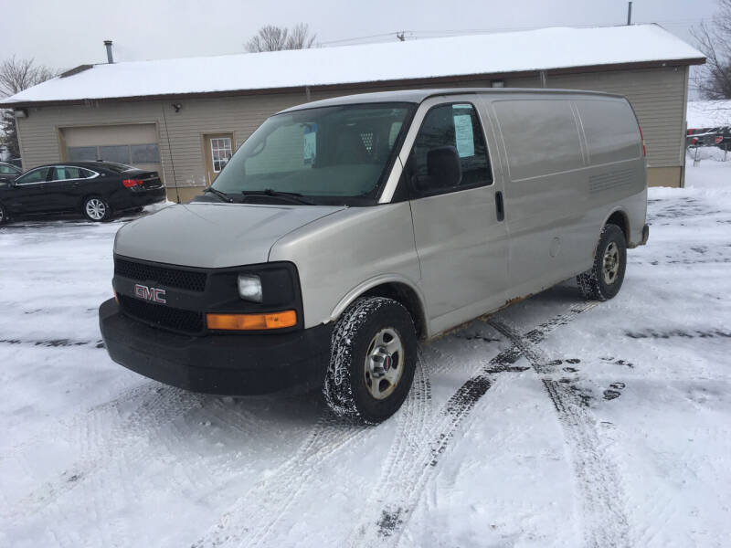 2007 GMC Savana for sale at JACK'S AUTO SALES in Traverse City MI