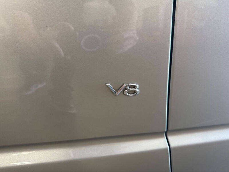 2004 Ford Thunderbird Deluxe