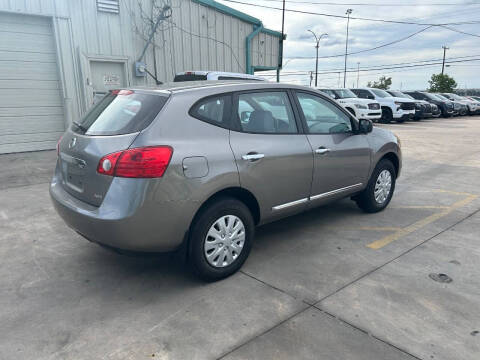 2014 Nissan Rogue Select S