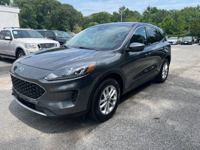 2020 Ford Escape SE