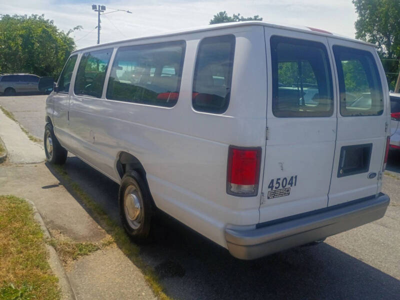 1999 Ford E-350