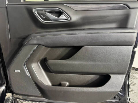 2022 GMC Yukon XL SLT