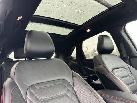 2024 Ford Escape ST-Line Elite