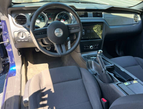 2012 Ford Mustang V6 Premium