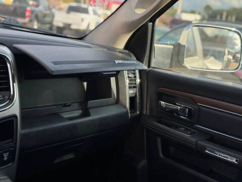 2015 RAM 3500 Laramie