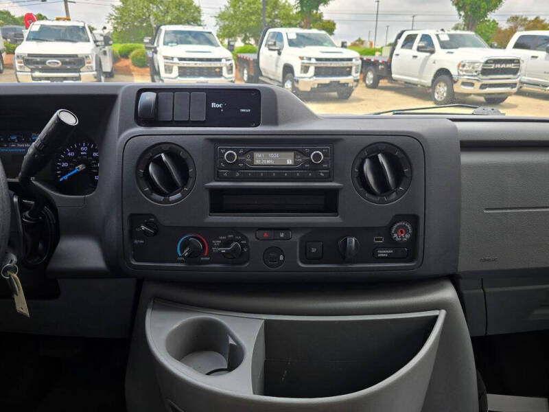 2022 Ford E-Series