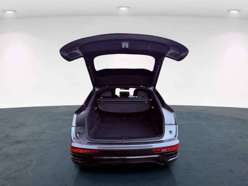 2024 Audi Q5 Sportback quattro S line Premium 45 TFSI