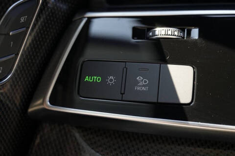 2022 Audi SQ7 4.0T quattro Premium Plus