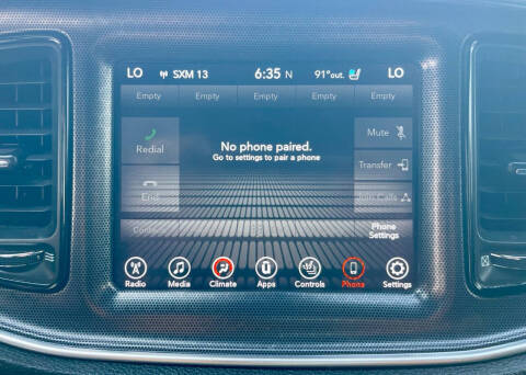 2017 Dodge Challenger SXT Plus