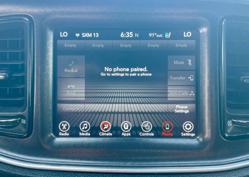 2017 Dodge Challenger SXT Plus