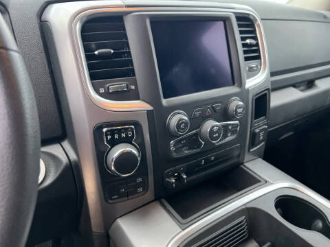 2023 RAM 1500 Classic SLT