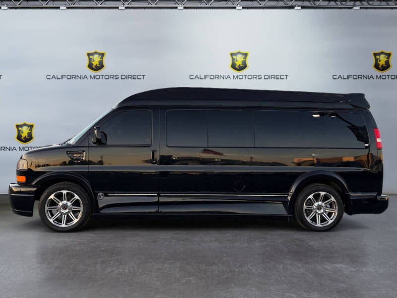 2017 GMC Savana 2500