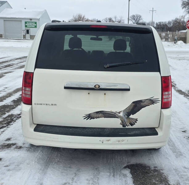2010 Chrysler Town and Country Touring