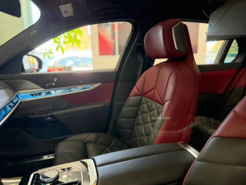 2024 BMW 7 Series 740i