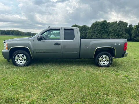 2011 Chevrolet Silverado 1500 for sale at Wendell Greene Motors Inc in Hamilton OH