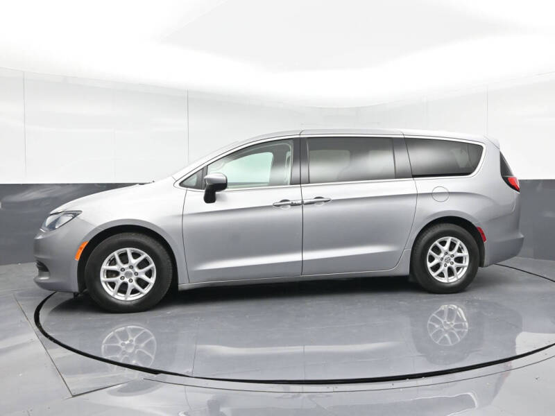 2017 Chrysler Pacifica LX