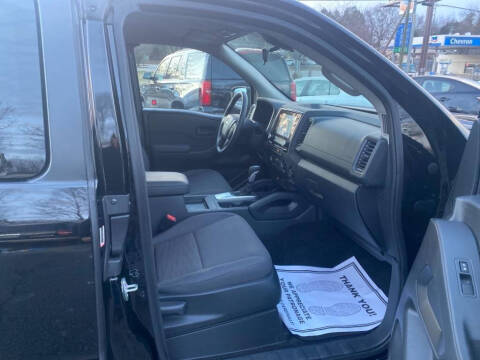 2022 Nissan Frontier S