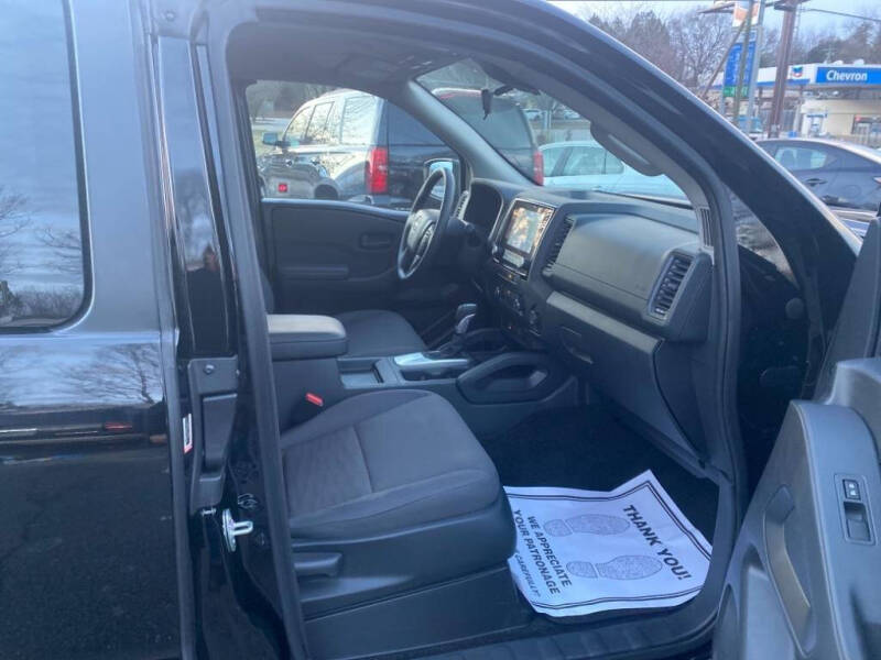 2022 Nissan Frontier S