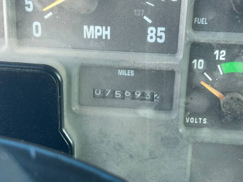 1998 International 2674