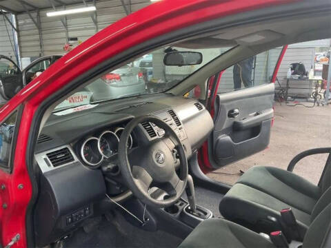 2012 Nissan Versa 1.8 S