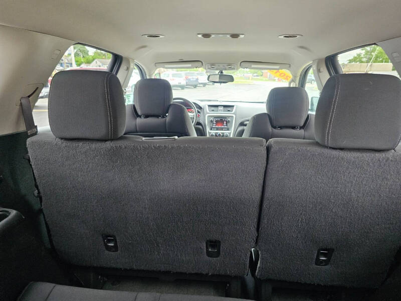 2013 GMC Acadia SLE-1