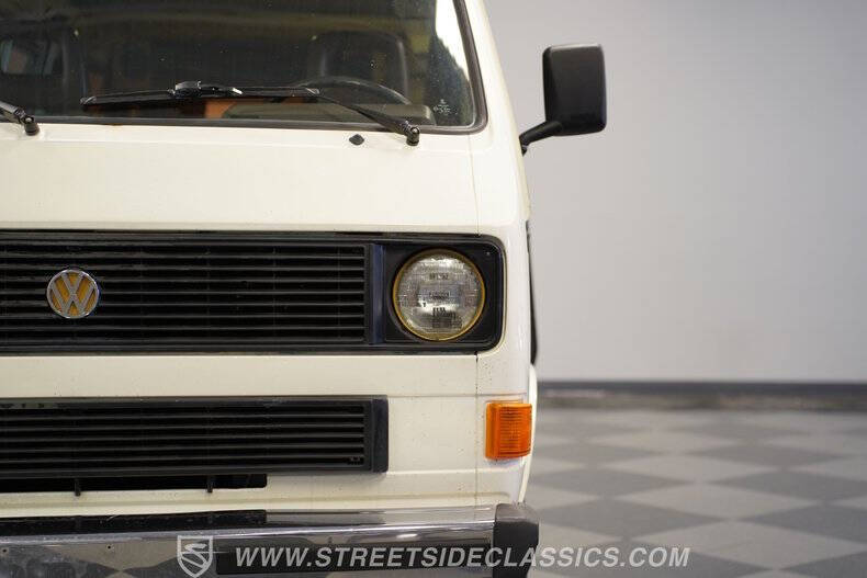 1984 Volkswagen Vanagon Camper