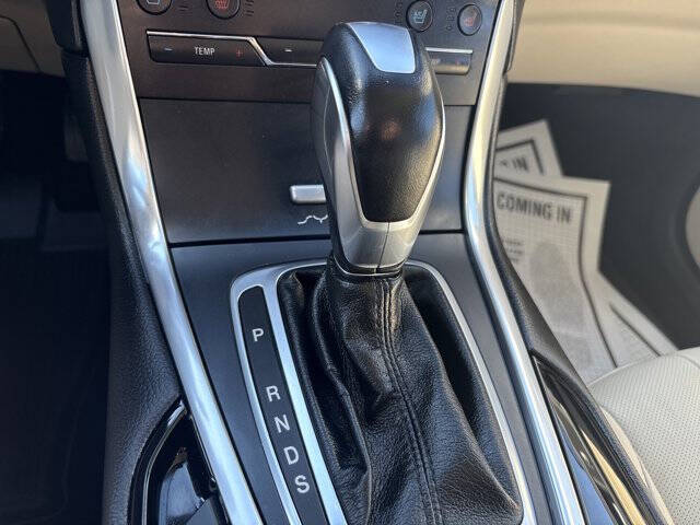 2017 Ford Edge Titanium