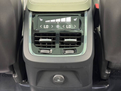 2022 Volvo XC90 Recharge T8 R-Design