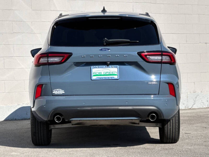 2024 Ford Escape ST-Line