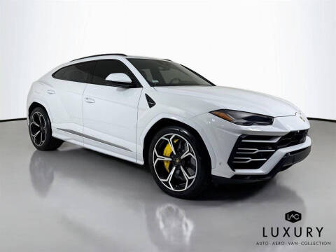 2020 Lamborghini Urus