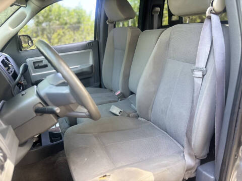 2006 Dodge Dakota ST