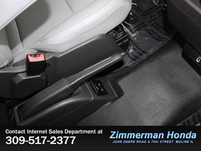 2017 Ford Transit 150 XLT