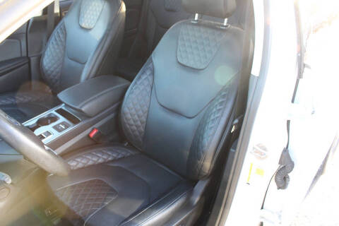 2023 Ford Edge Titanium