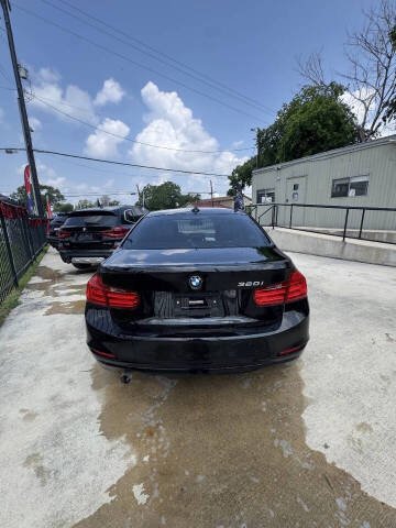 2014 BMW 3 Series 320i