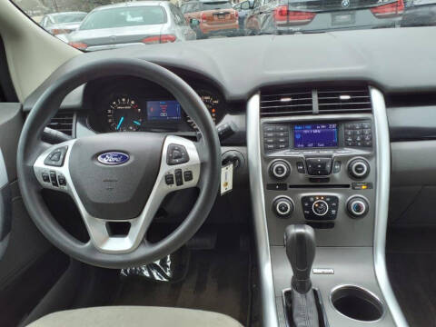 2013 Ford Edge SE