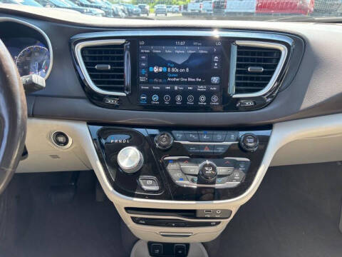 2020 Chrysler Pacifica Touring L Plus