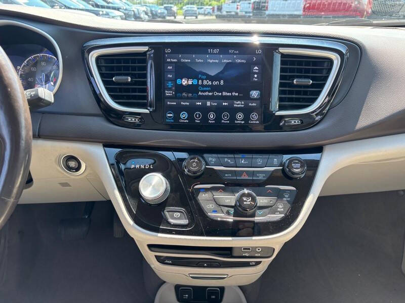 2020 Chrysler Pacifica Touring L Plus