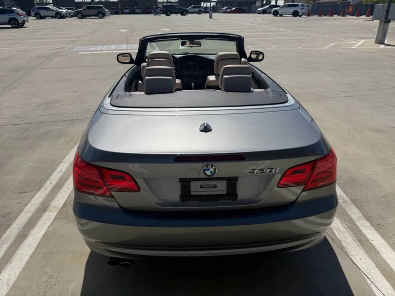 2012 BMW 3 Series 328i